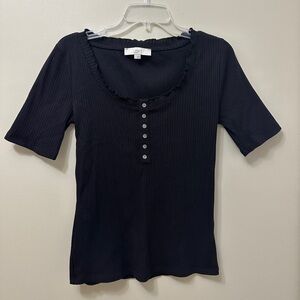 EUC Size M Loft Short Sleeve Top
